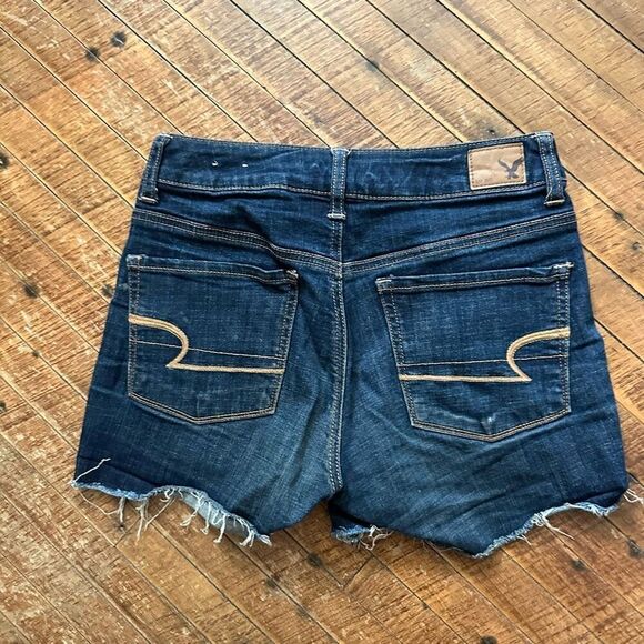 American Eagle denim cutoff super stretch size 2 shorts - Picture 2 of 3